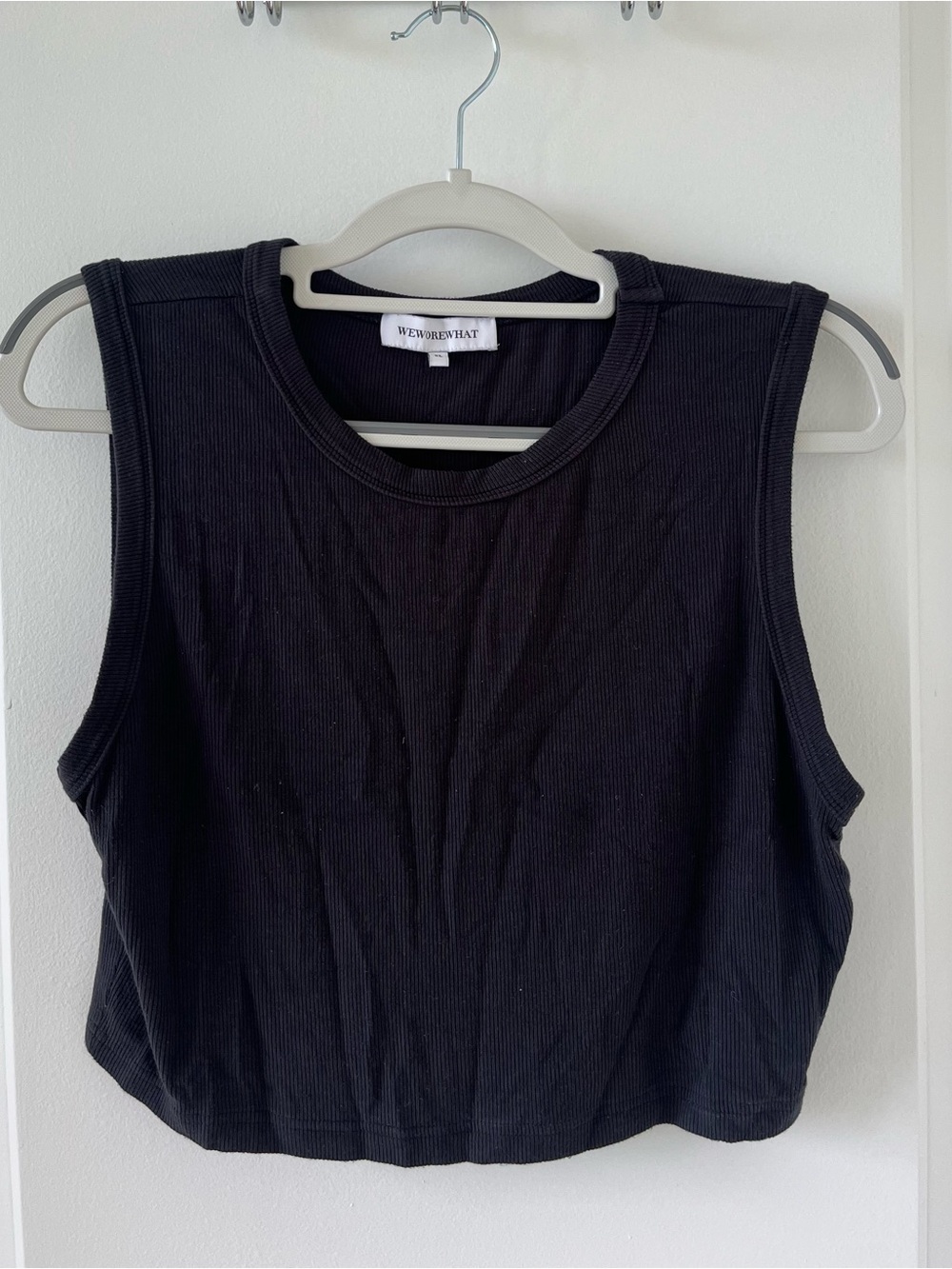 WeWoreWhat Black Ribbed Cropped Muscle Tank Top